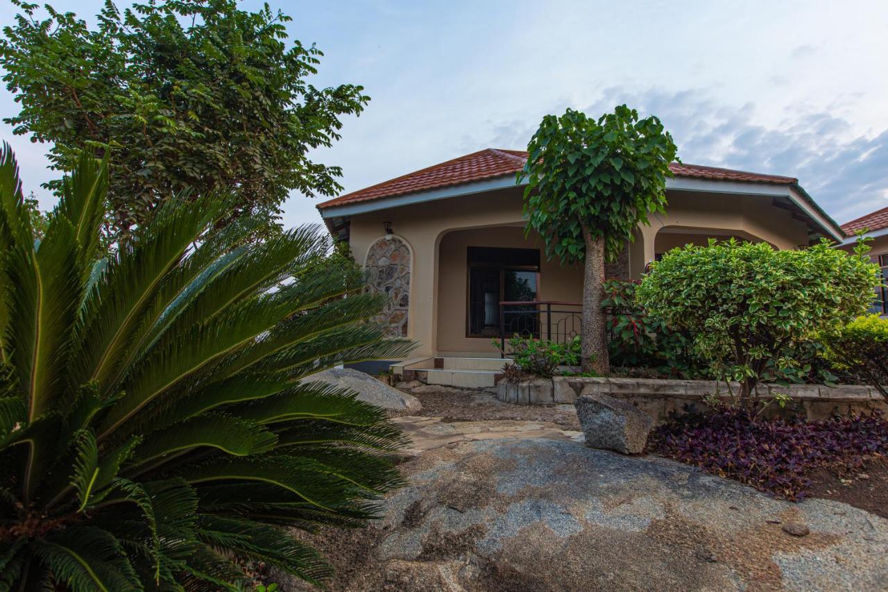The Lahe Hotels Mwanza Exterior photo